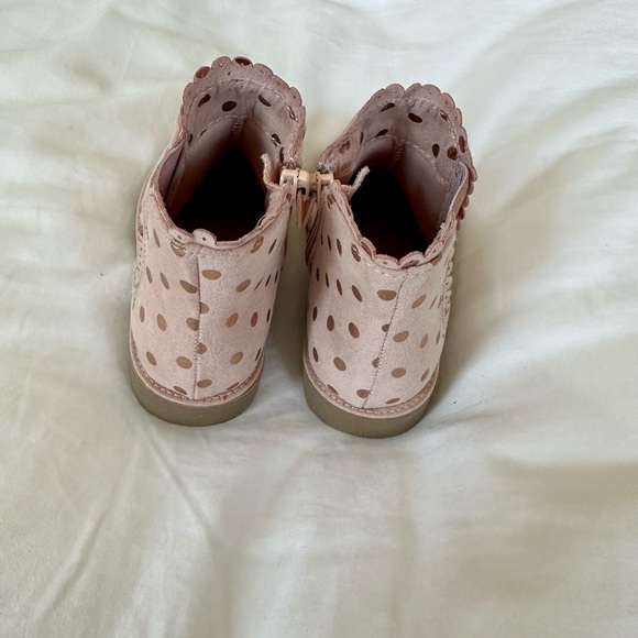 Girls Pink Polka Dot Boots - Picture 4 of 7